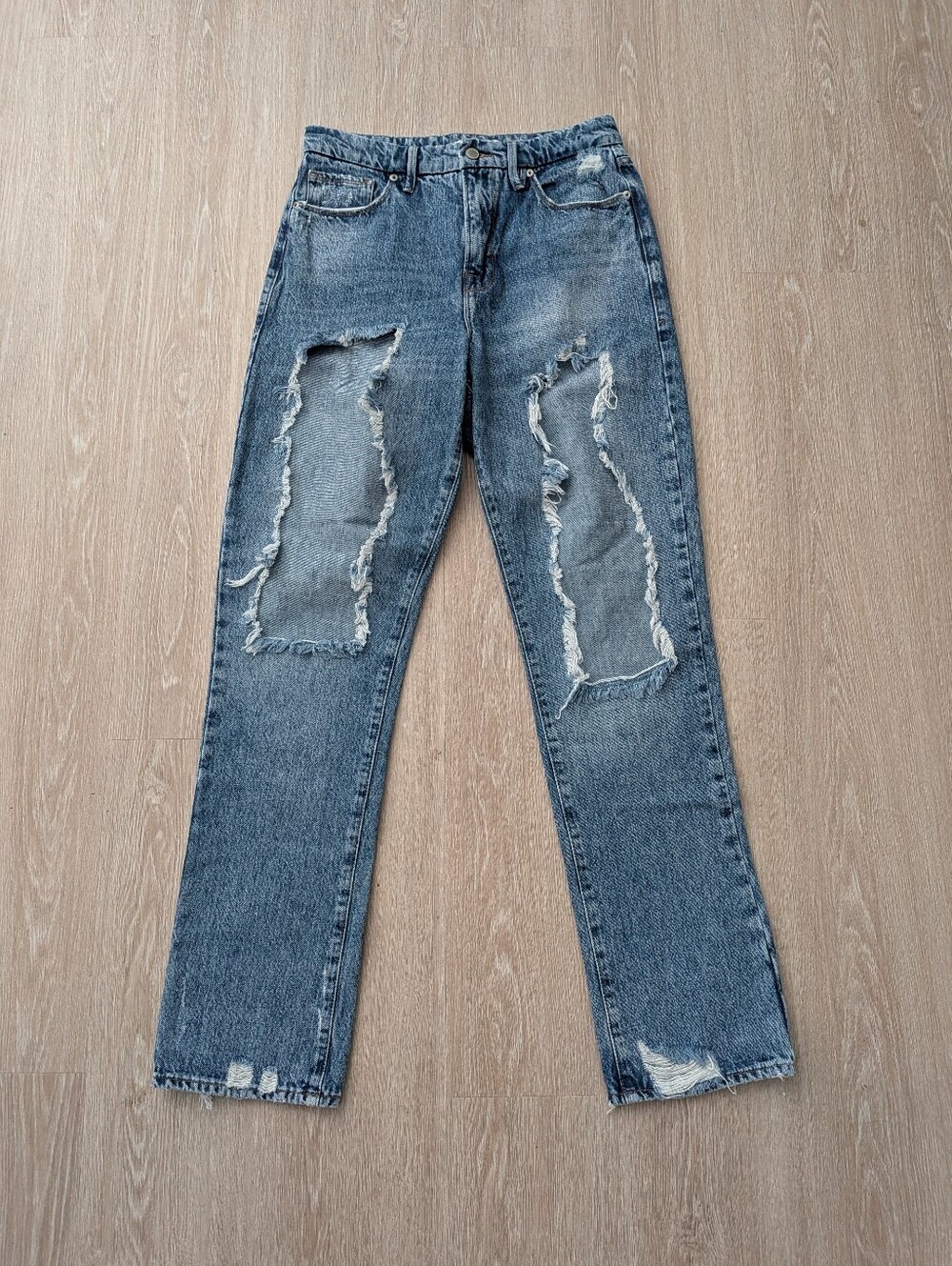 Good American Jeans Women's 28 Destroyed